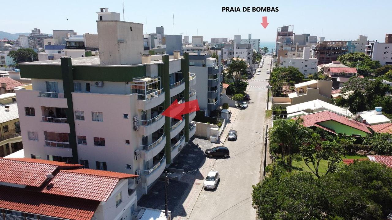 1024 - Apartamento Em Bombinhas Para Locacao De Temporada - Praia De Bombas Esterno foto